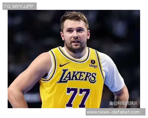 东契奇赛季前两场狂砍92分历史第四高超越乔丹仅次于大帅和浓眉 东契奇赛季前两场狂砍92分历史第四高超越乔丹仅次于大帅和浓眉