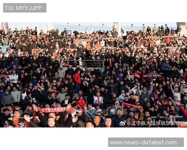 2025中甲辽宁铁人队现场观众人数创新高场均观众达26407人次 2025中甲辽宁铁人队现场观众人数创新高场均观众达26407人次