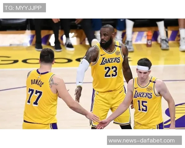 湖人或成罗威最佳选择其防守能力超艾顿且转会成本低